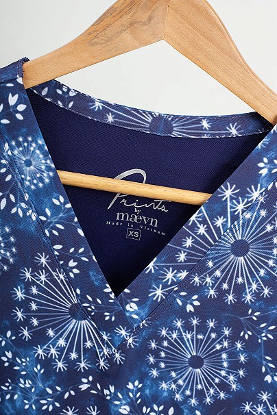 Kolorowa bluza damska Maevn Prints subtelne kwiaty
